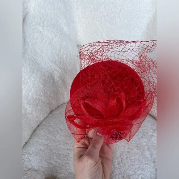 2pc. Elegant Party Black and Red Fascinator Lawliet Woman's Hair Fashion Piece - Picture 10 of 12